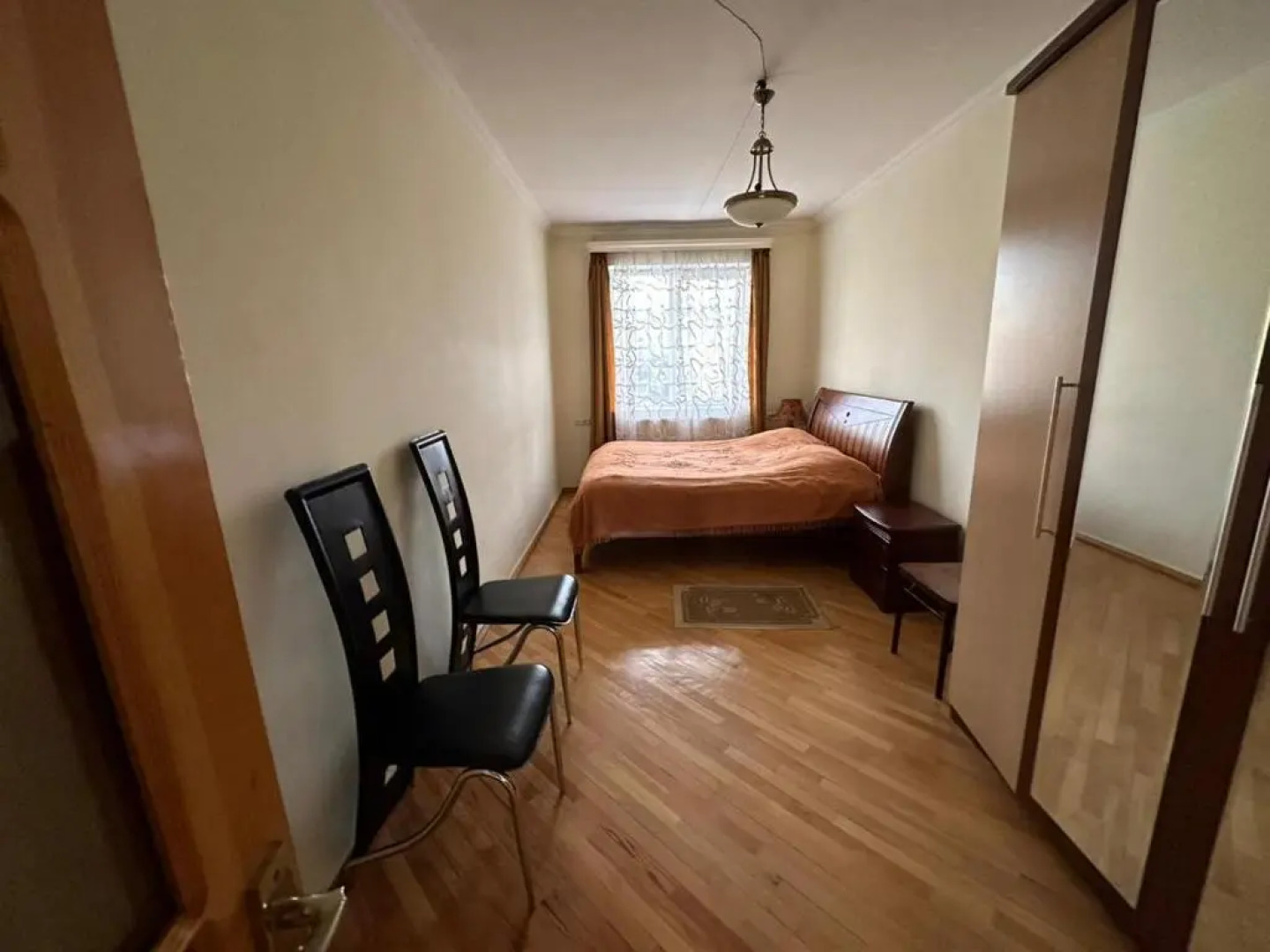 cozy 2-bedroom apartment in Gori
