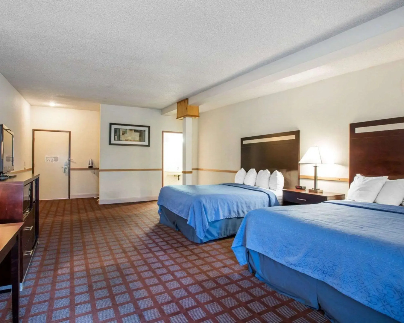 Quality Inn Near Mammoth Mountain Ski Resort