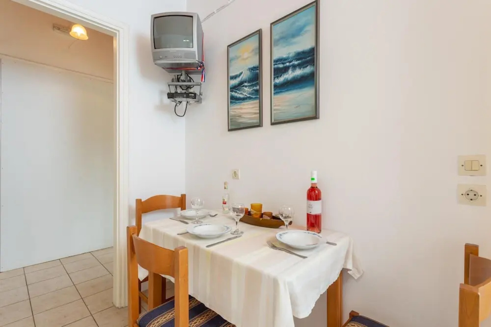 Theophilos 1 Walk to Beach Sea Views A C Wifi Car Not Required - 219