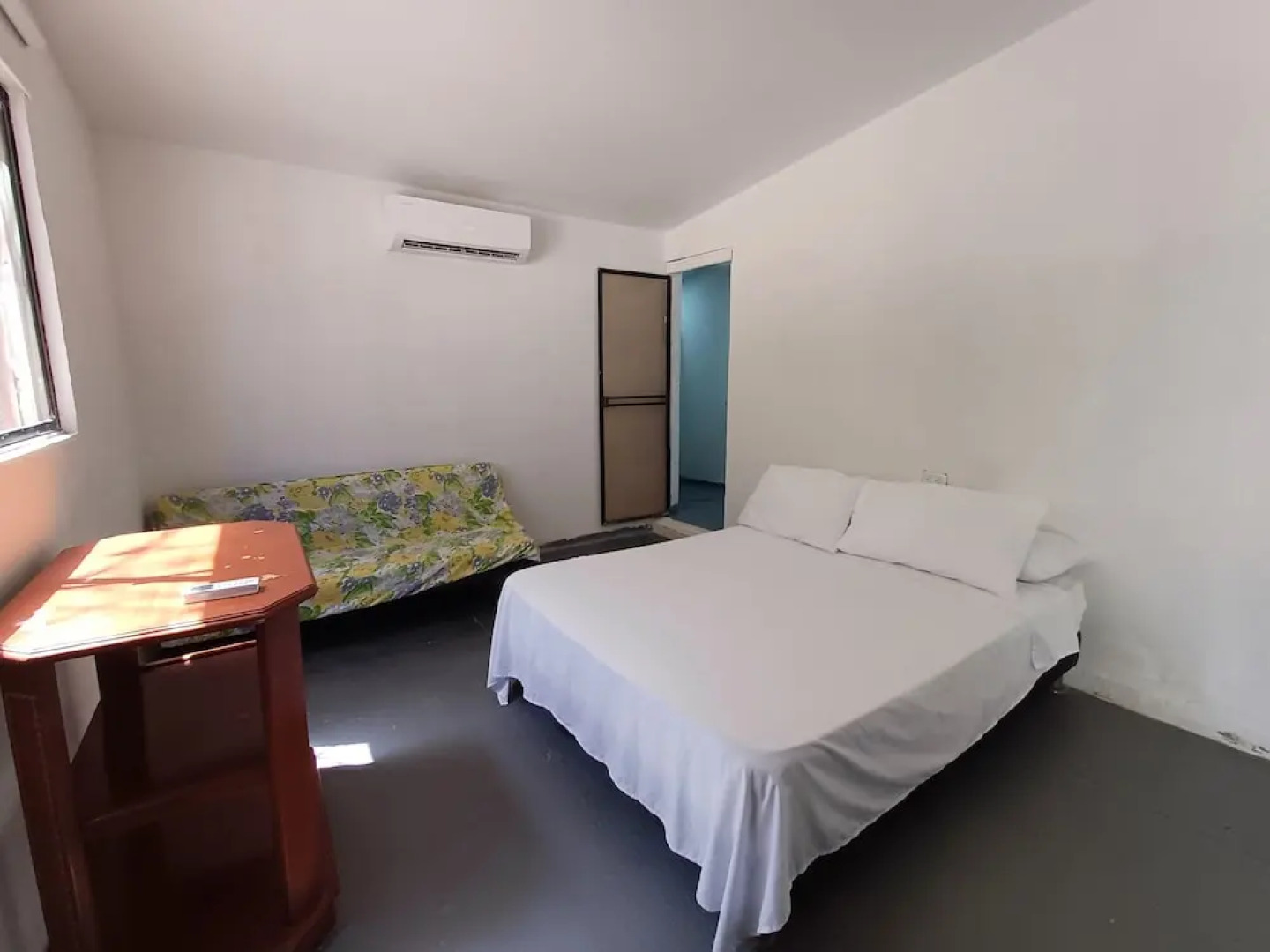 Punta Arena Beach Hostel