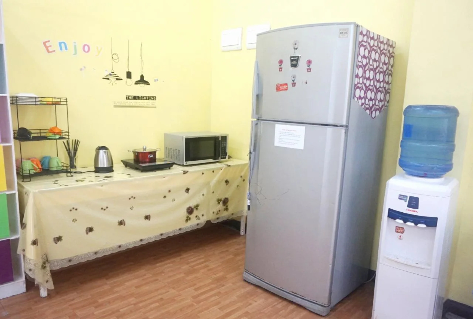 E-mo Dormitory - Hostel