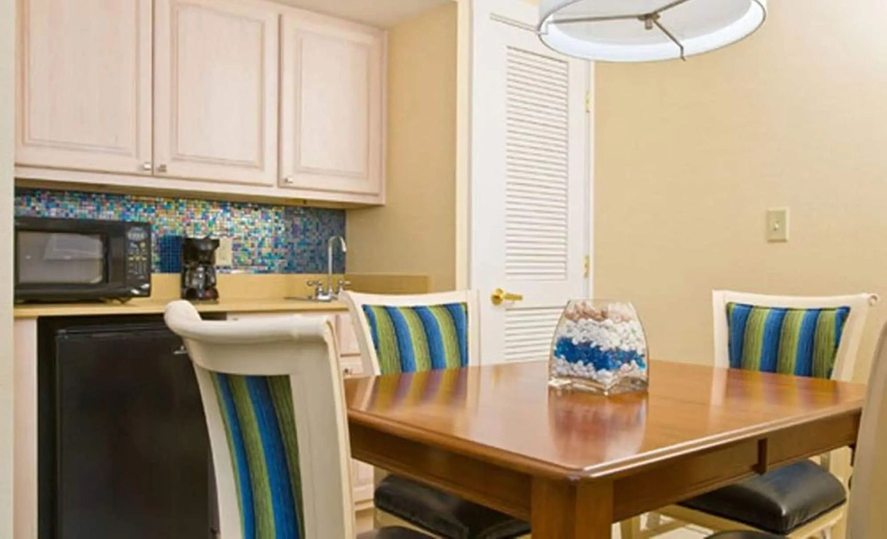 Surfside Hotel and Suites