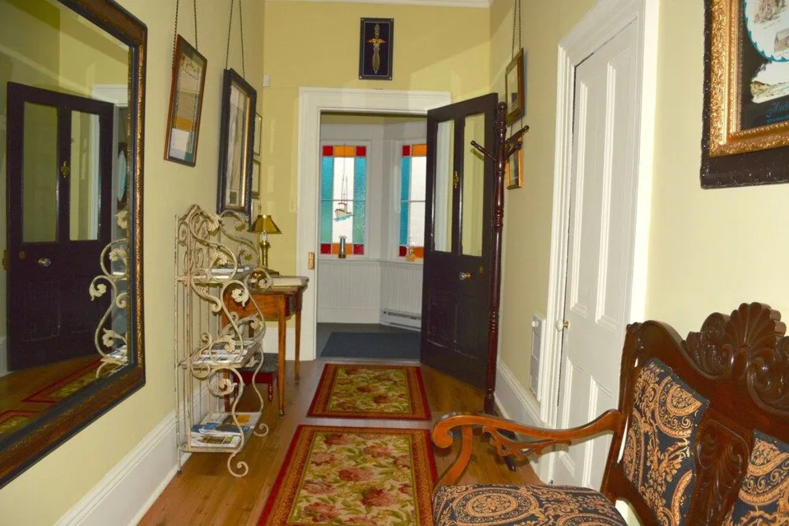 Rose Manor Inn B & B