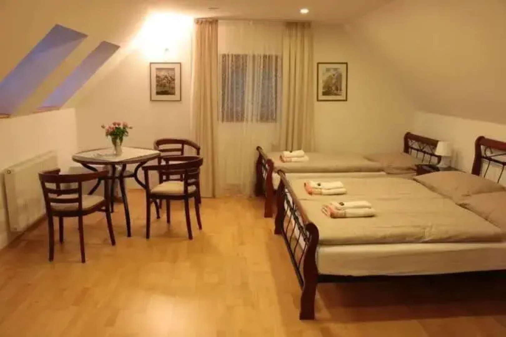 Guest House Tri Korunky