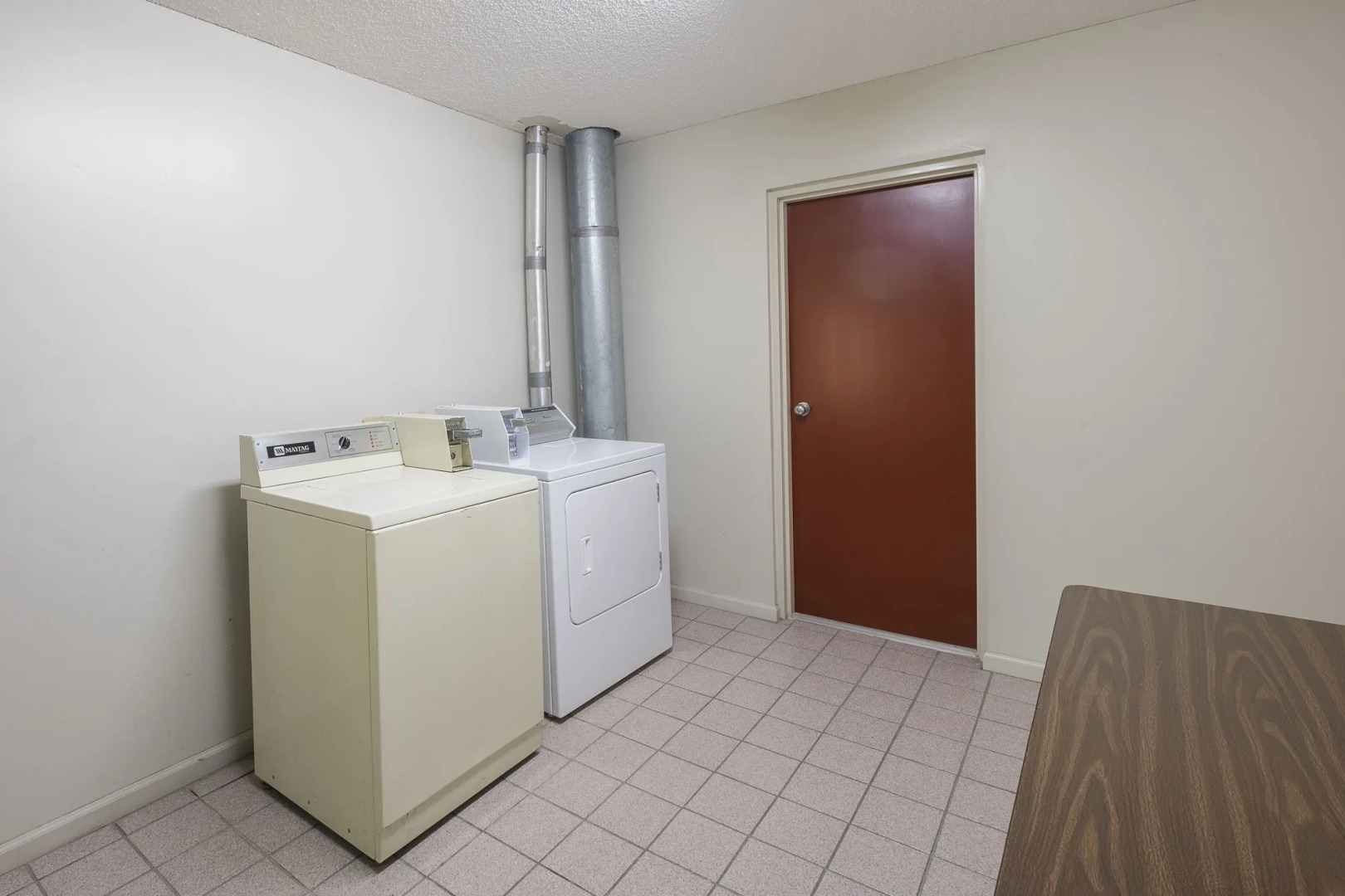 Red Roof Inn Clarksville