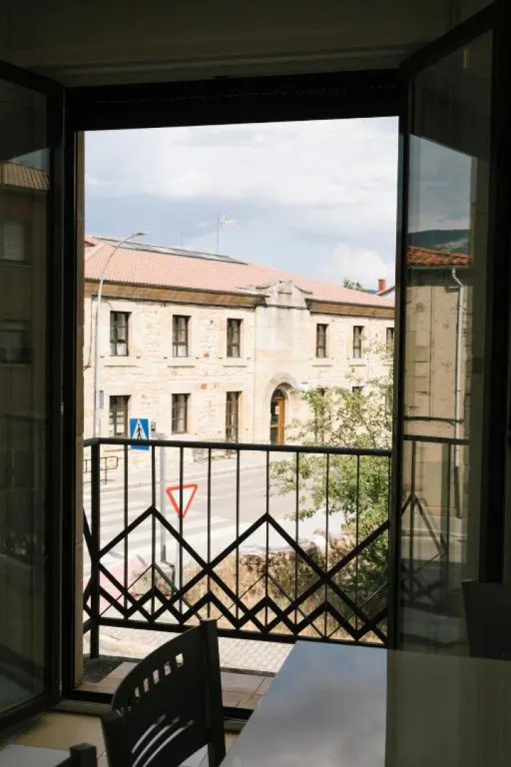 Casa peñasBLANCAS en Duruelo de la sierra Soria 12personas