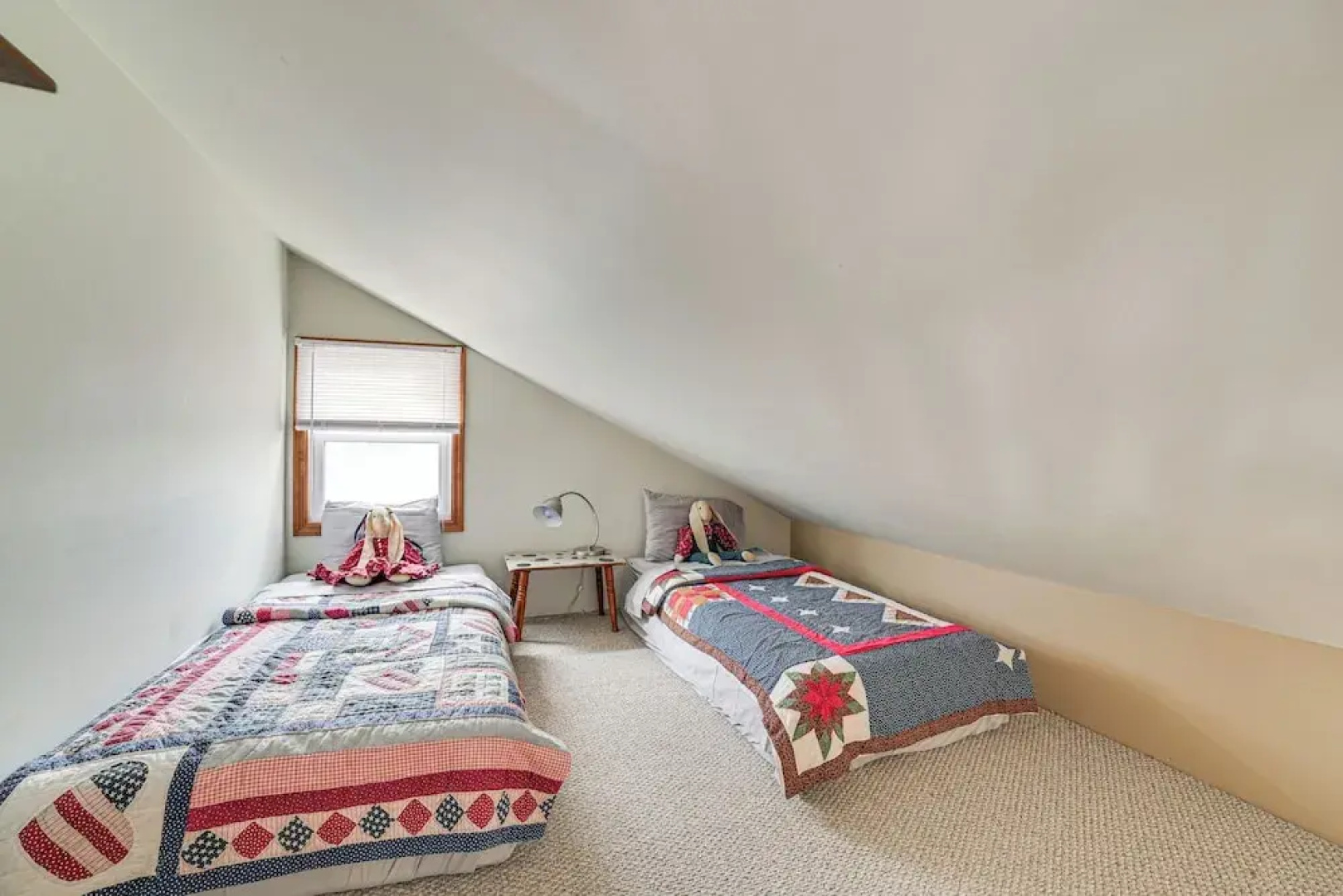 Family-friendly Houghton Lake House: Steps to Lake