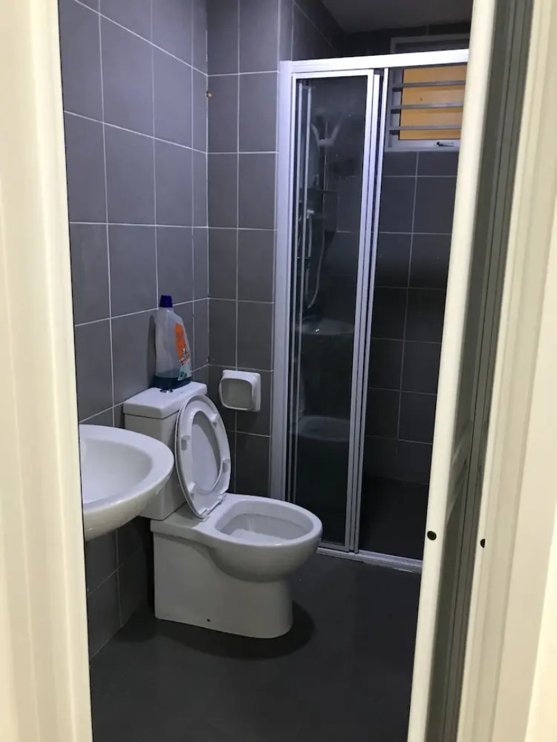 J's Suite at Southville City