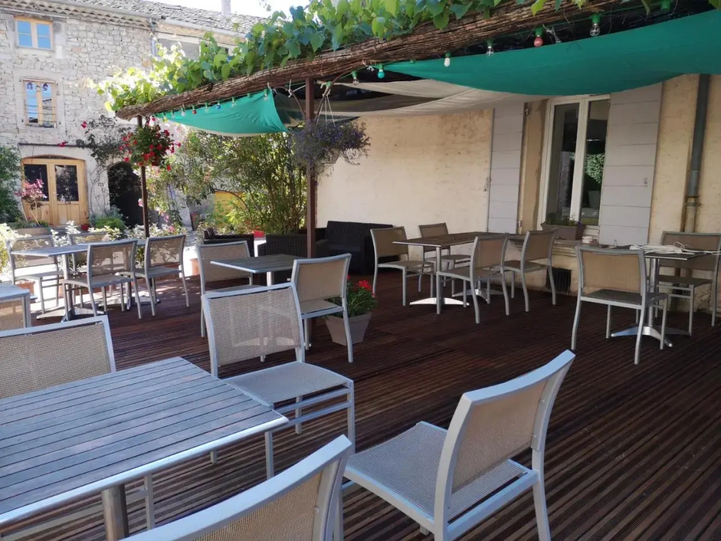 Auberge de l Helvie chez Coco & Ricou