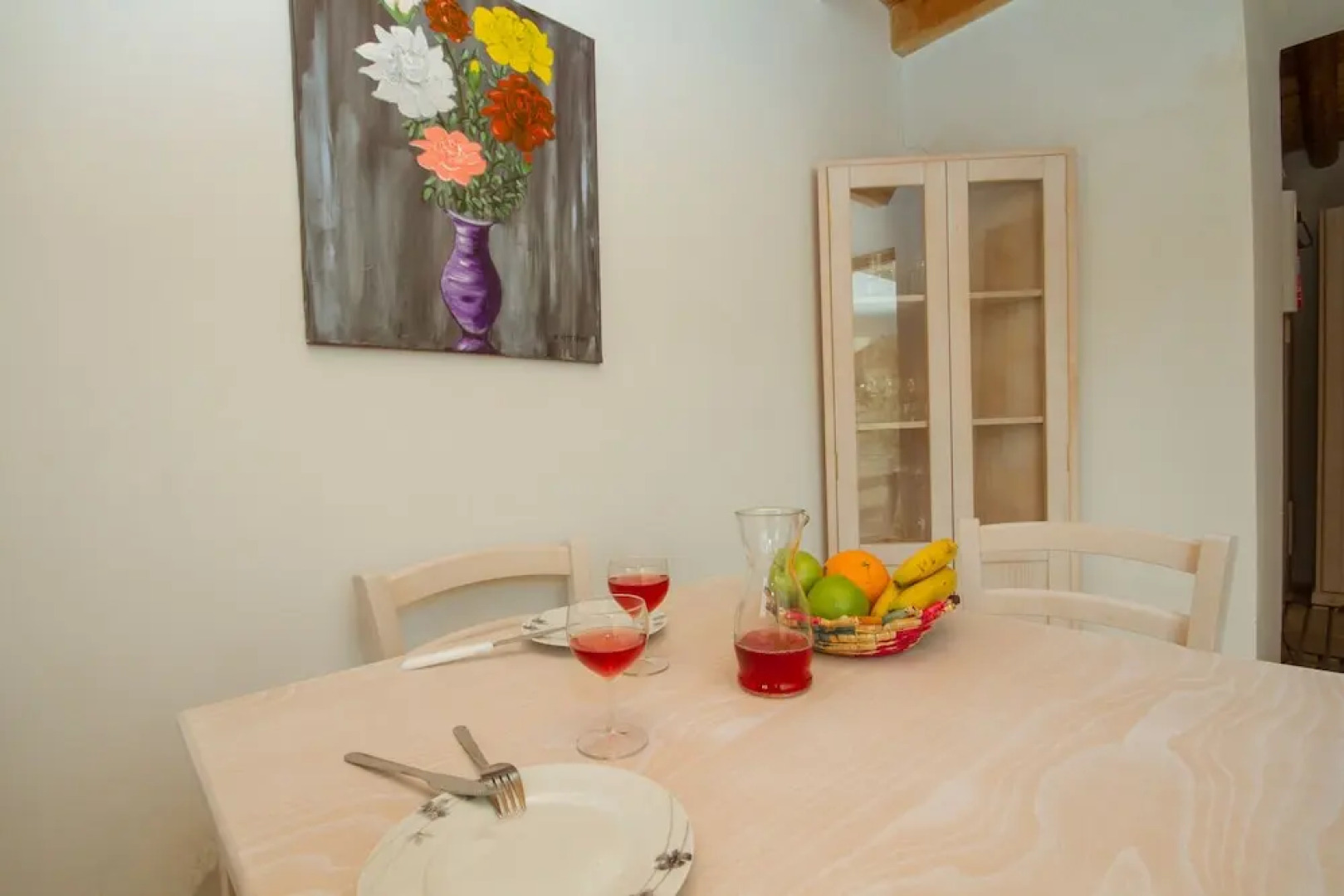 Thyone Studio Cottage