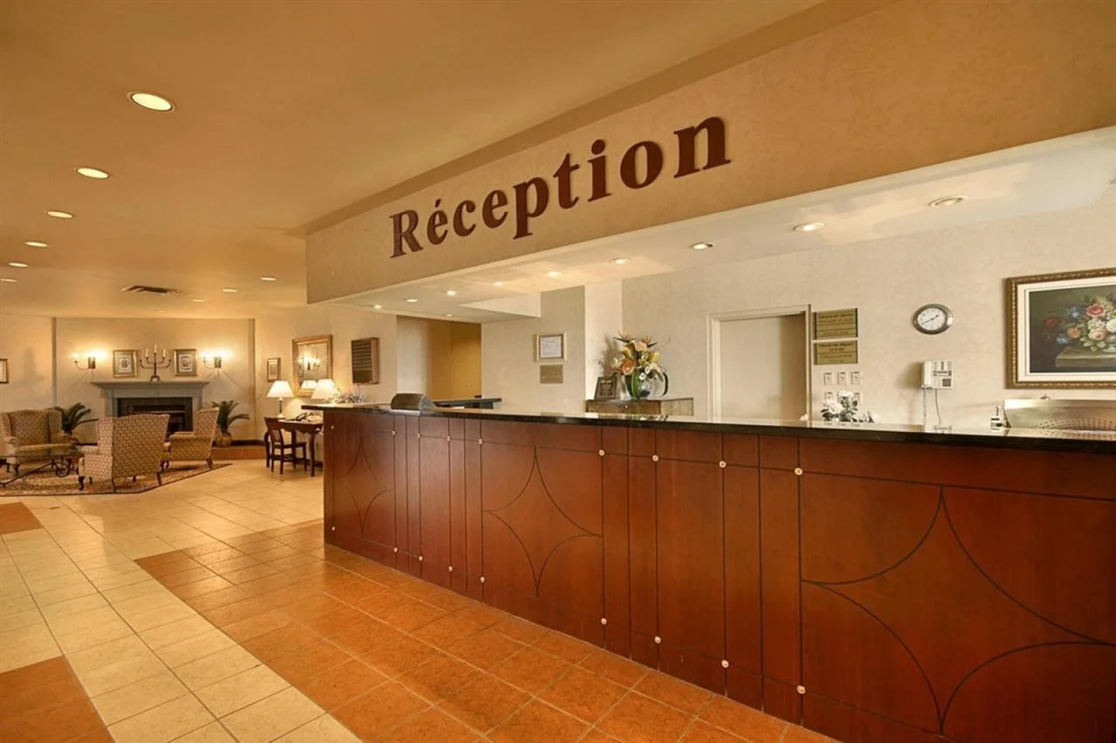 Travelodge Hotel Montreal Airport