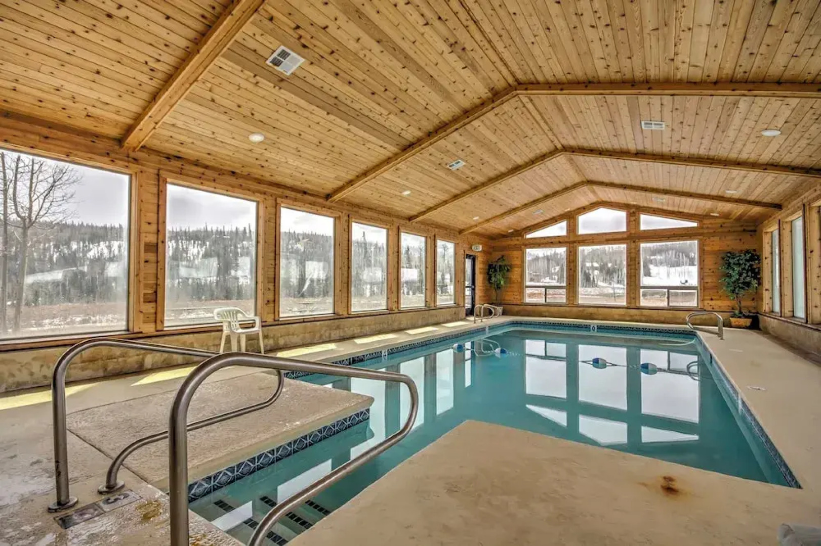 Walk to Lifts: Brian Head Condo w/ Ski Locker!