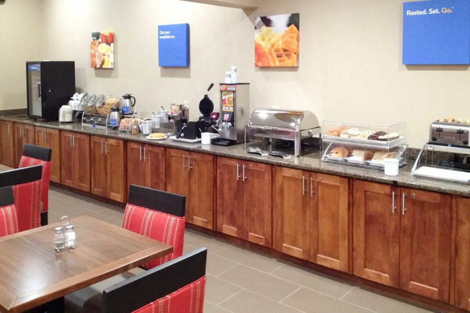 Holiday Inn Express Junction City