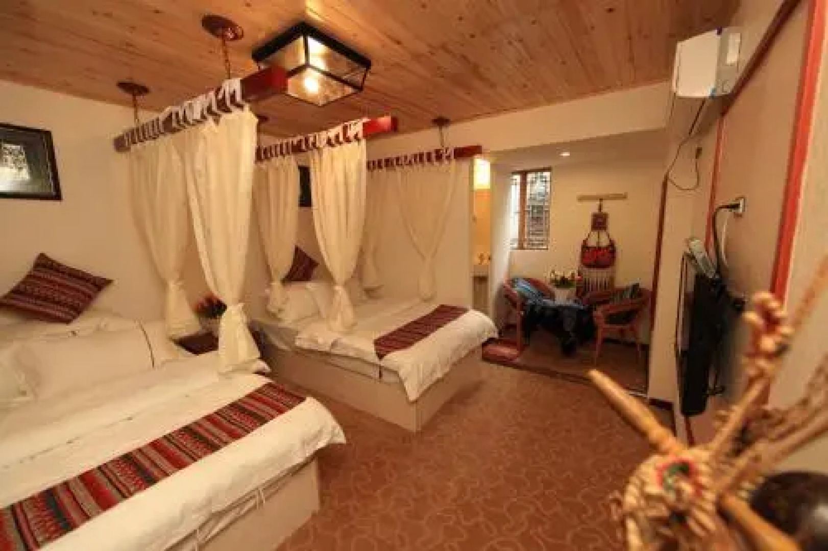 TOWO Holiday Hotel-LeiShan