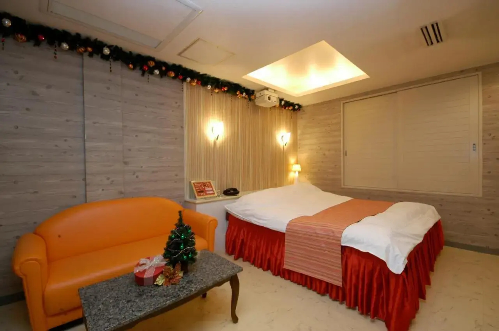 Love Hotel Katsuragi Chapel Christmas - Adult Only