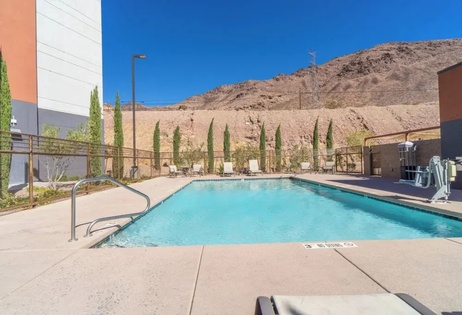 Holiday Inn Express & Suites Henderson South - Boulder City by IHG