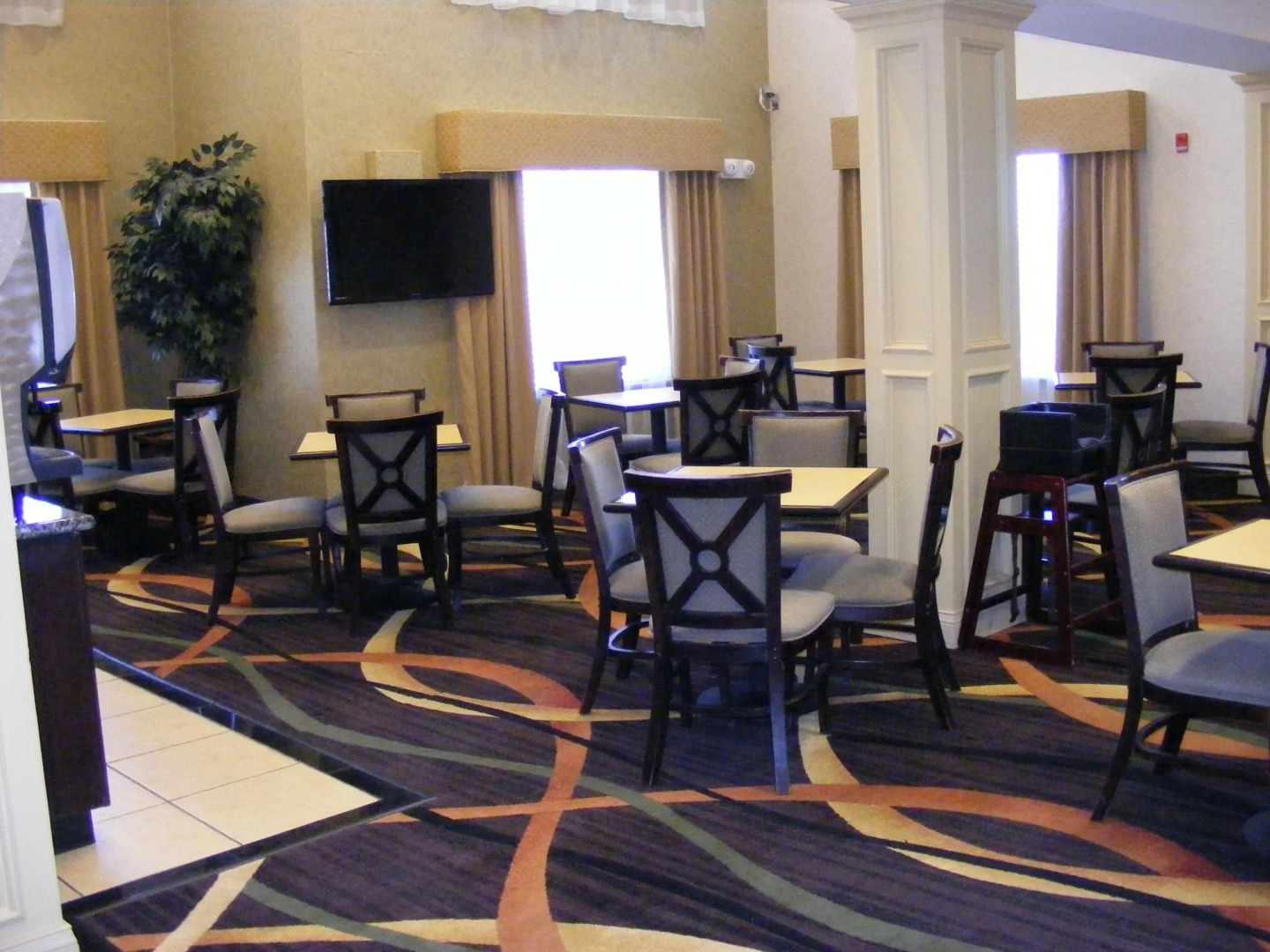 Holiday Inn Express Hotel & Suites Muskogee by IHG