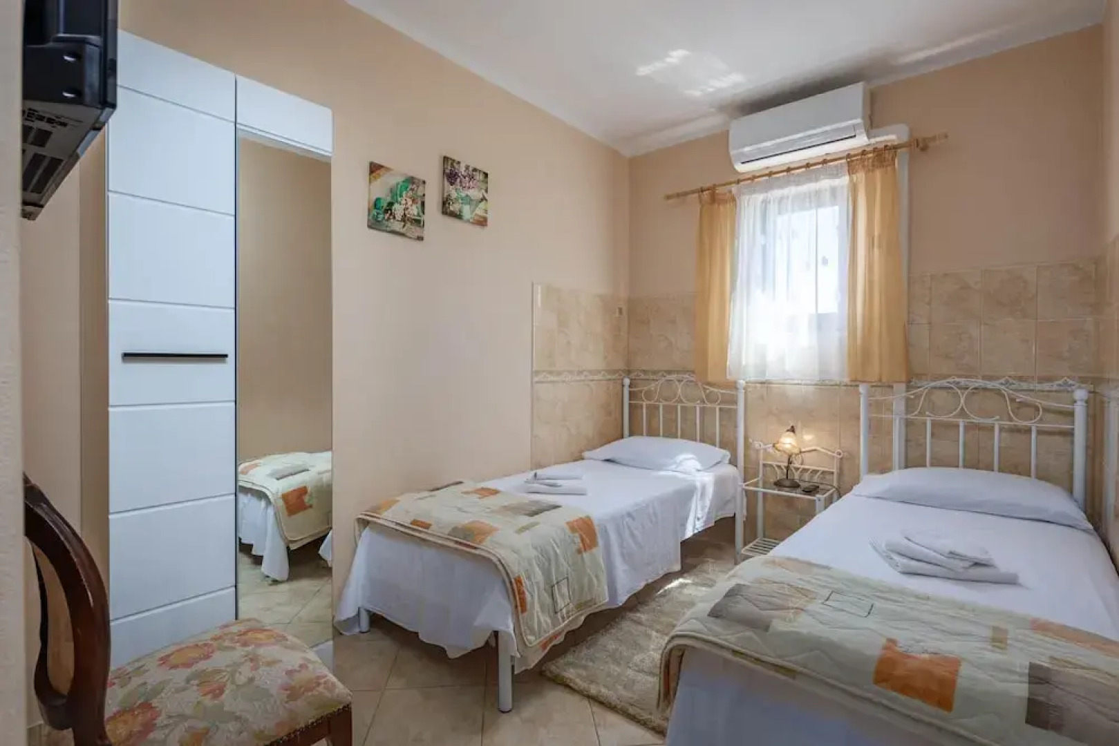 Pool Villa Divina in i an