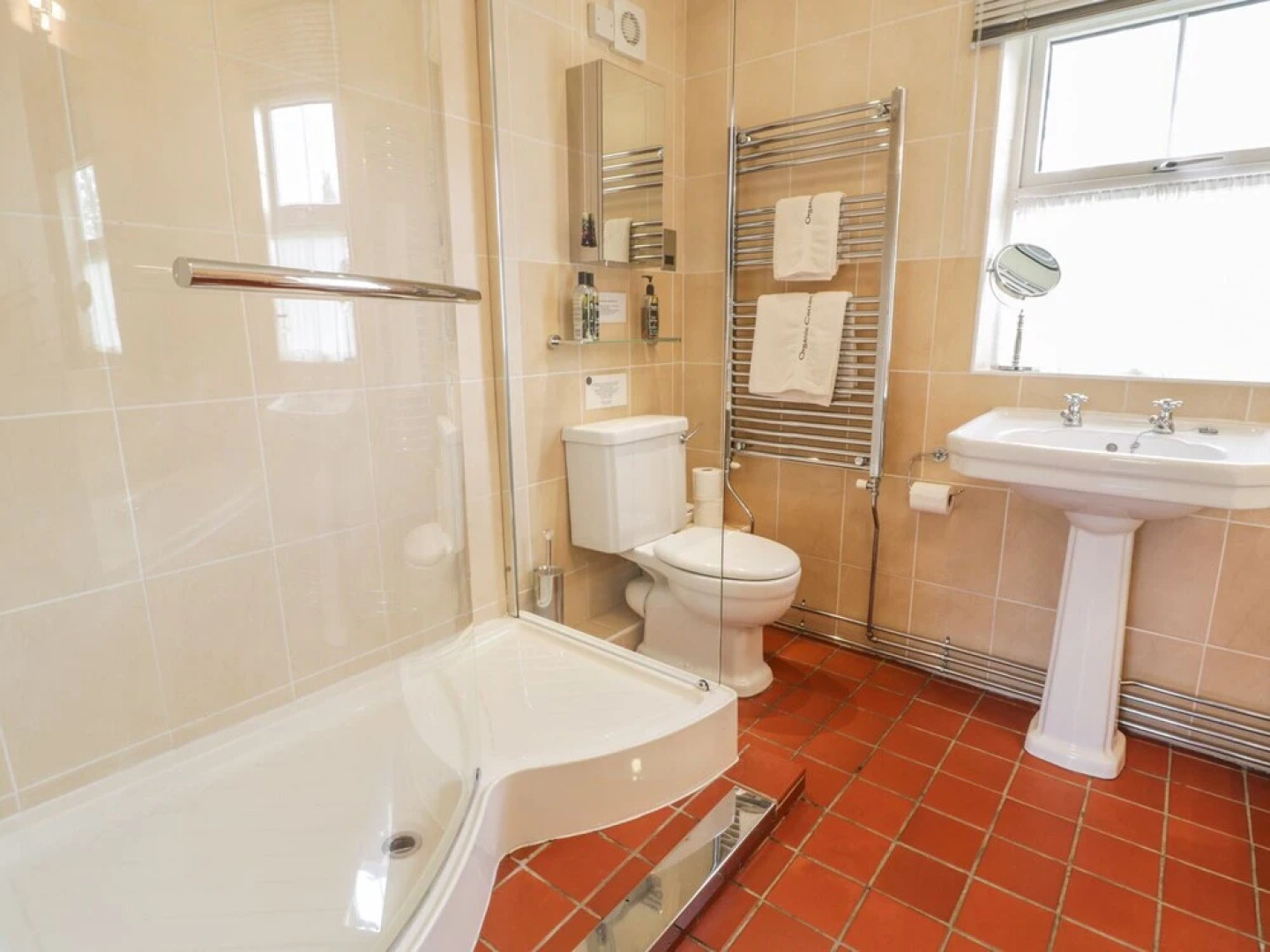 Ynys Pandy, Garndolbenmaen