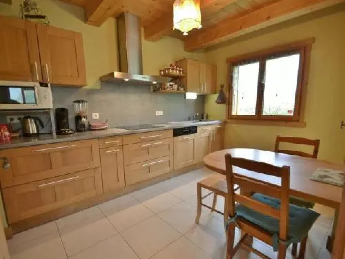 House Magnifique Chalet Independant, 7-9 Pers, 3 Chambres, Wifi !