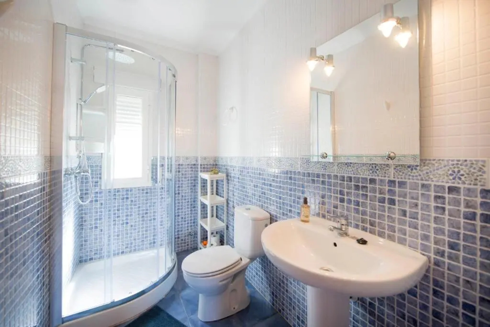 Apartamentos Turisticos Bizkar Bare