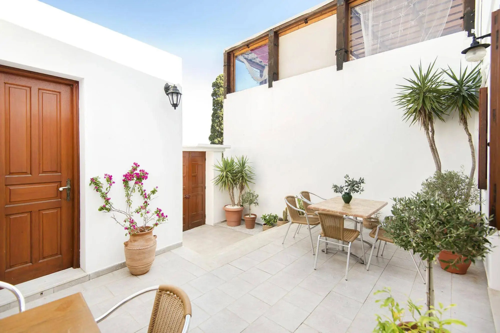 St. Paul’s Bay View Suites