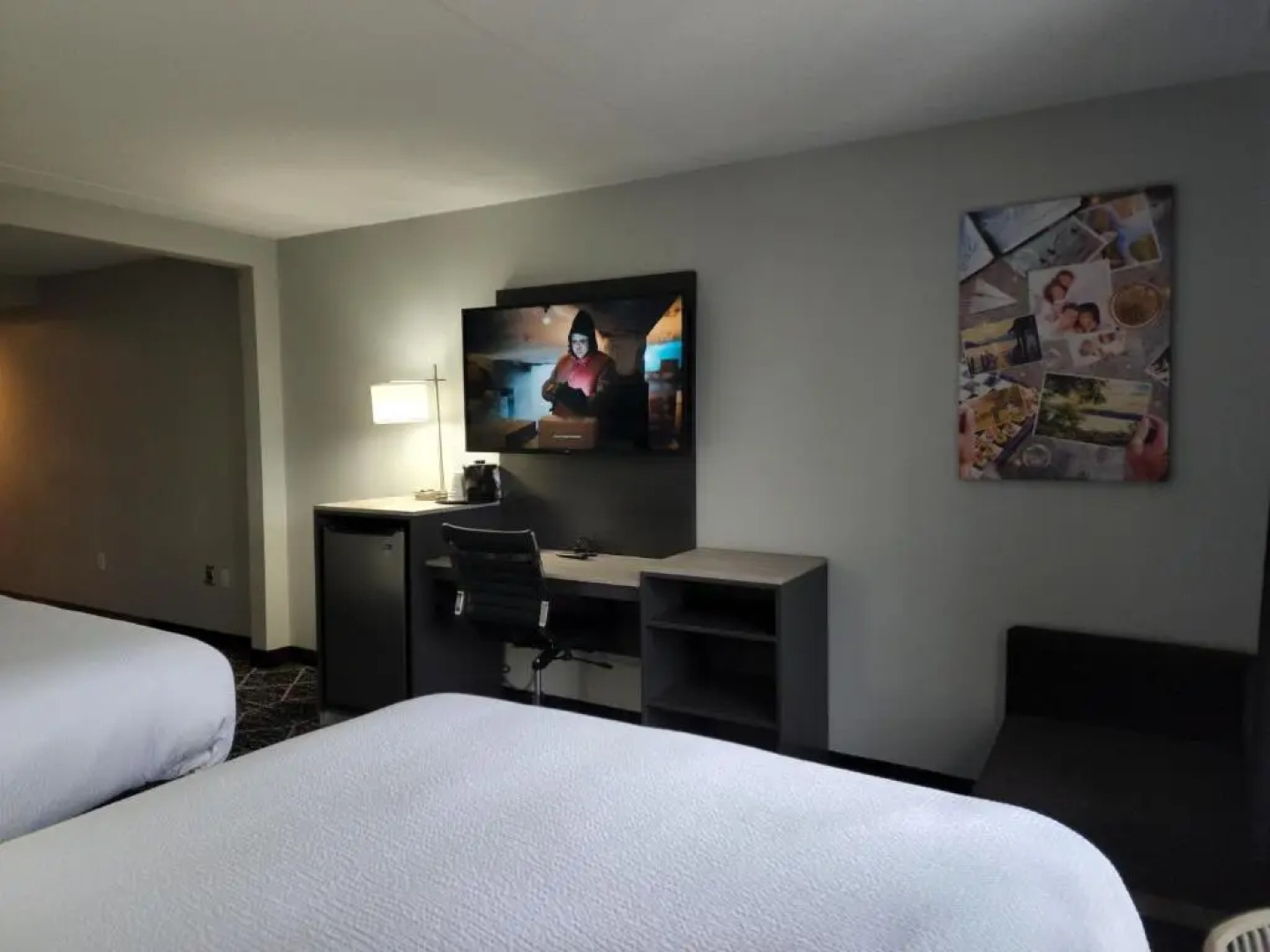 La Quinta Inn & Suites by Wyndham Lake George