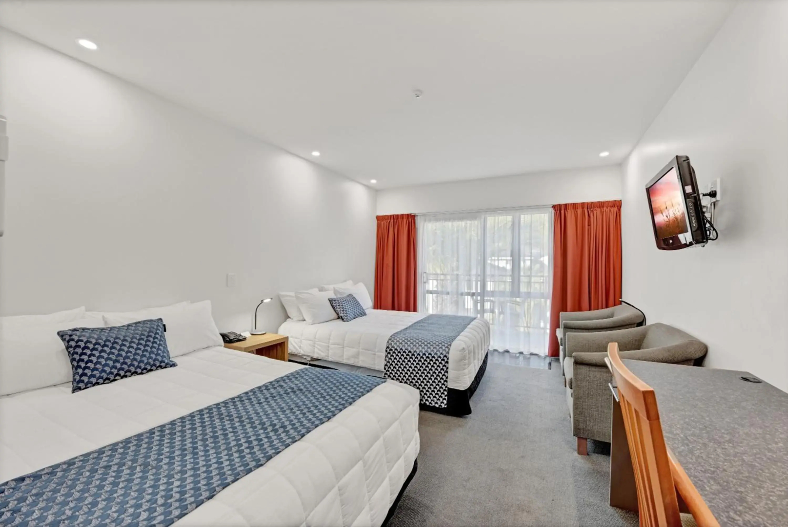 The Hotel Nelson