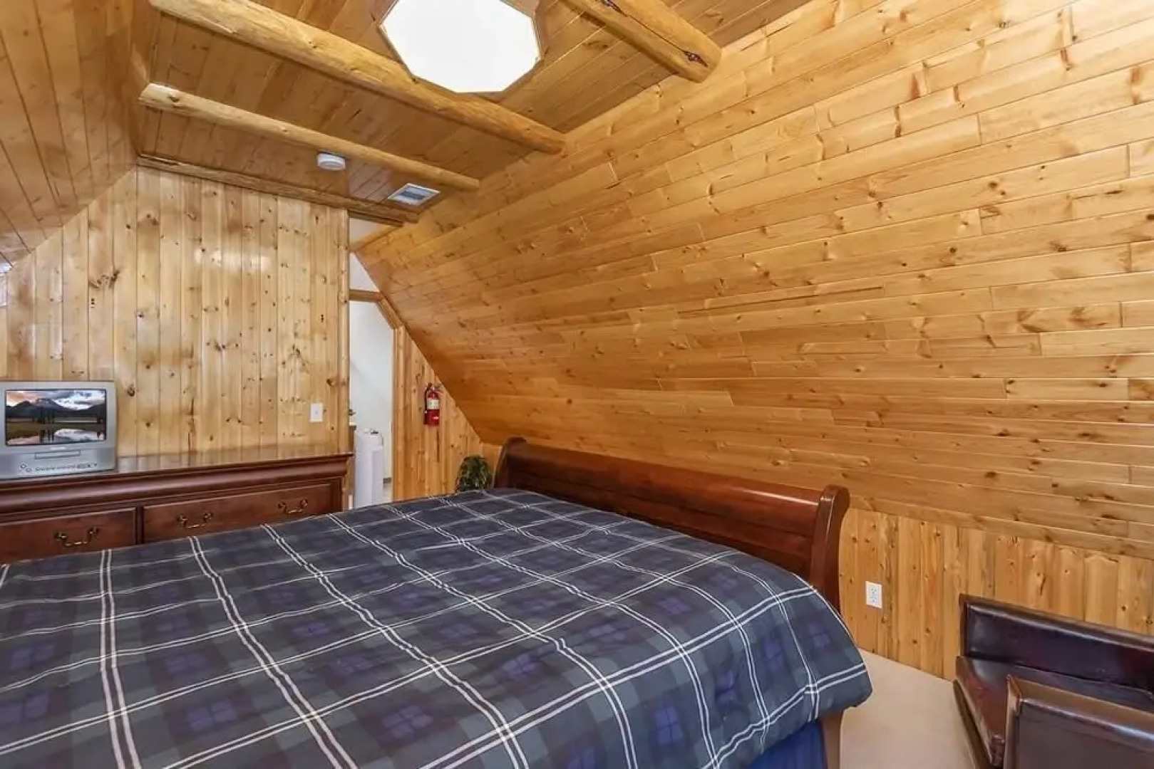 075 - Sherwood Chalet