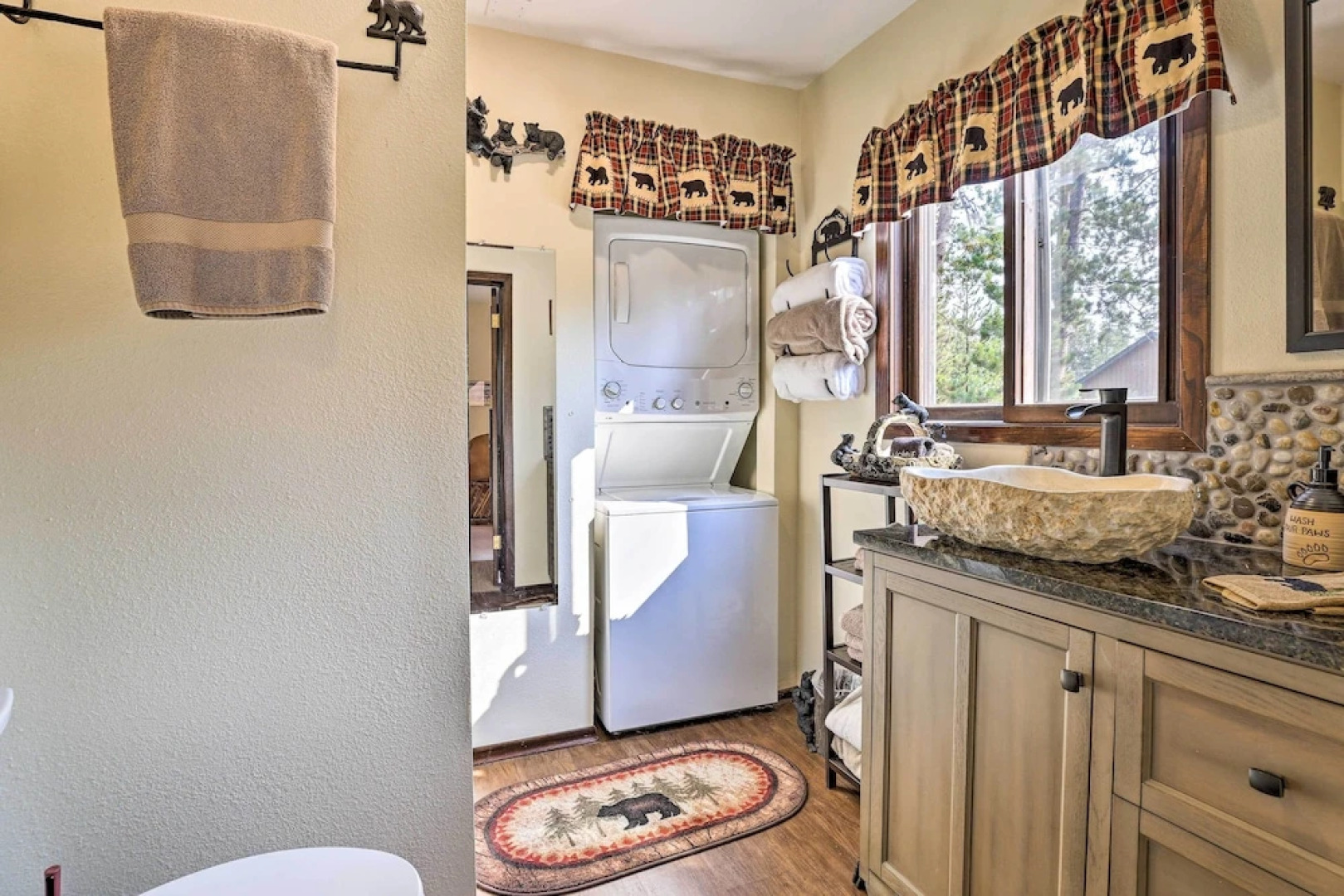 Walk to Town: Updated Frisco Cabin w/ 2 Decks!