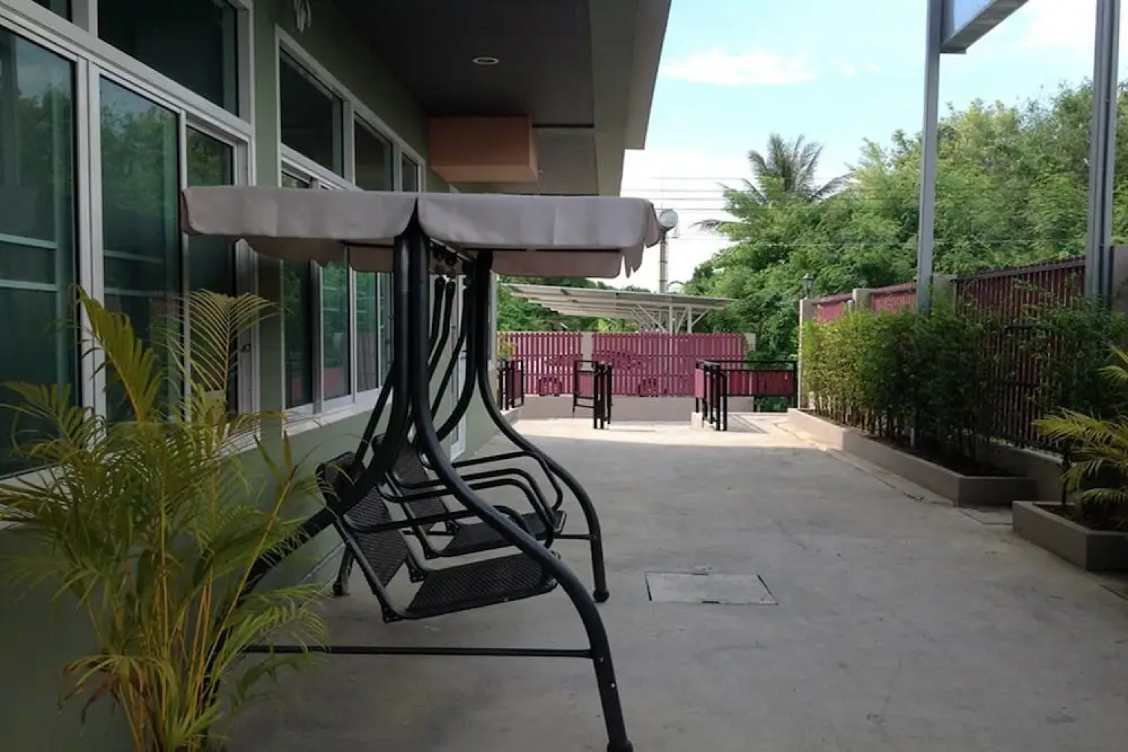 Siri Sothorn Apartment