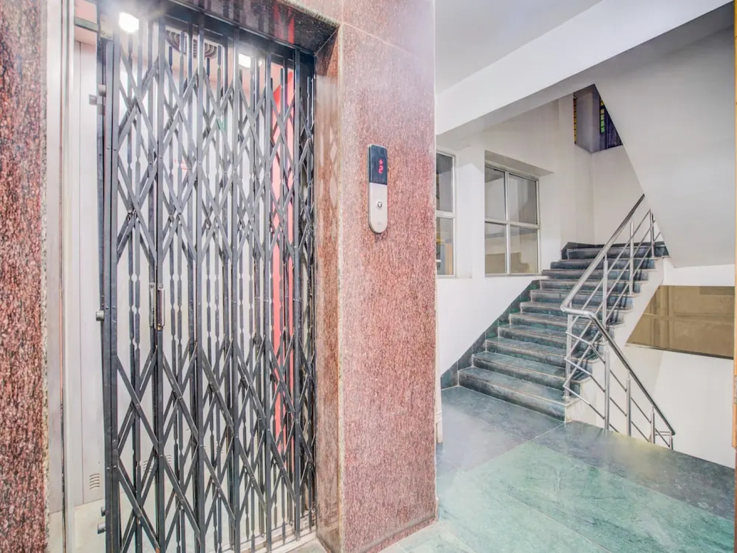 OYO 26211 Sekhar's Rest House