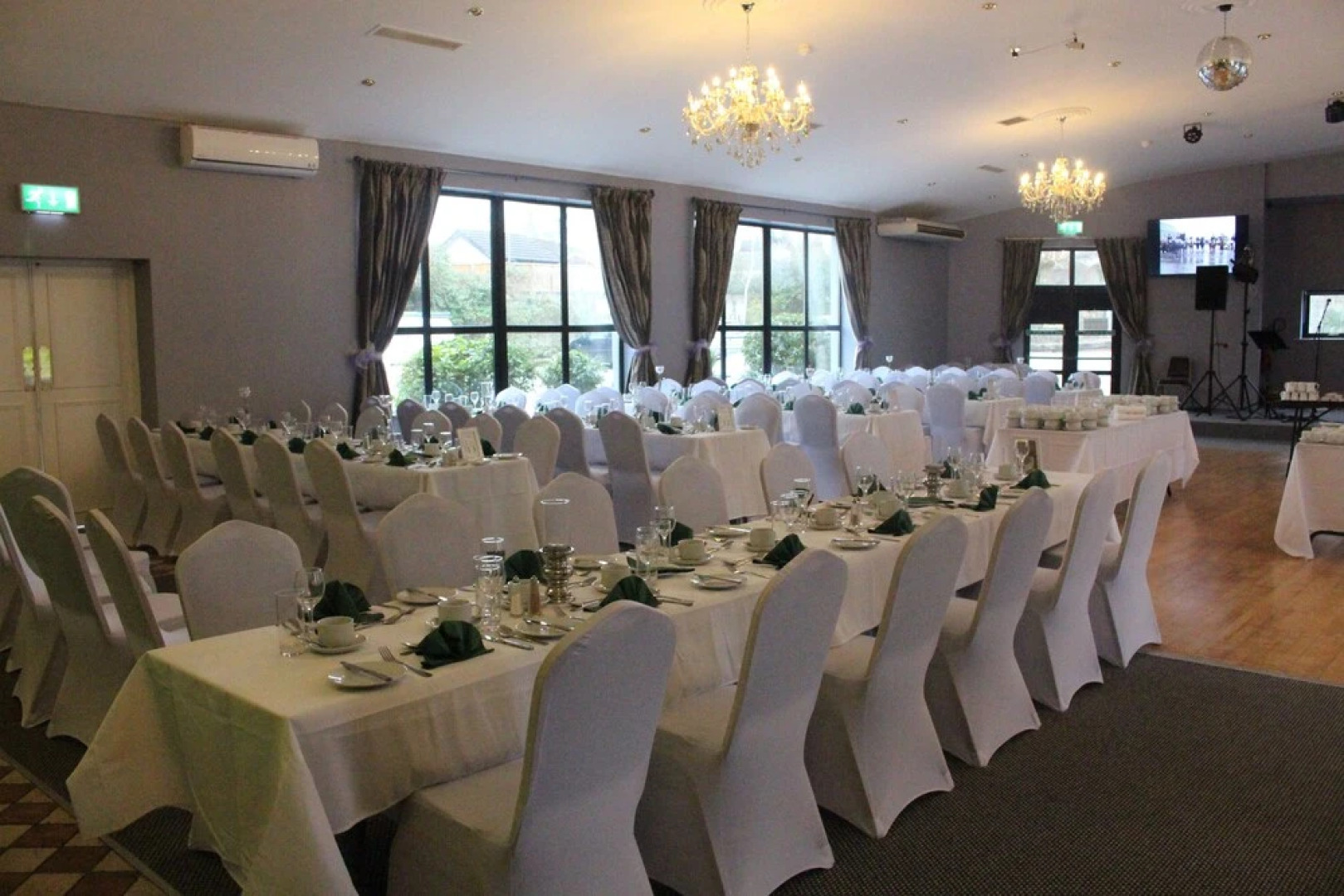 Blackwater Lodge Hotel