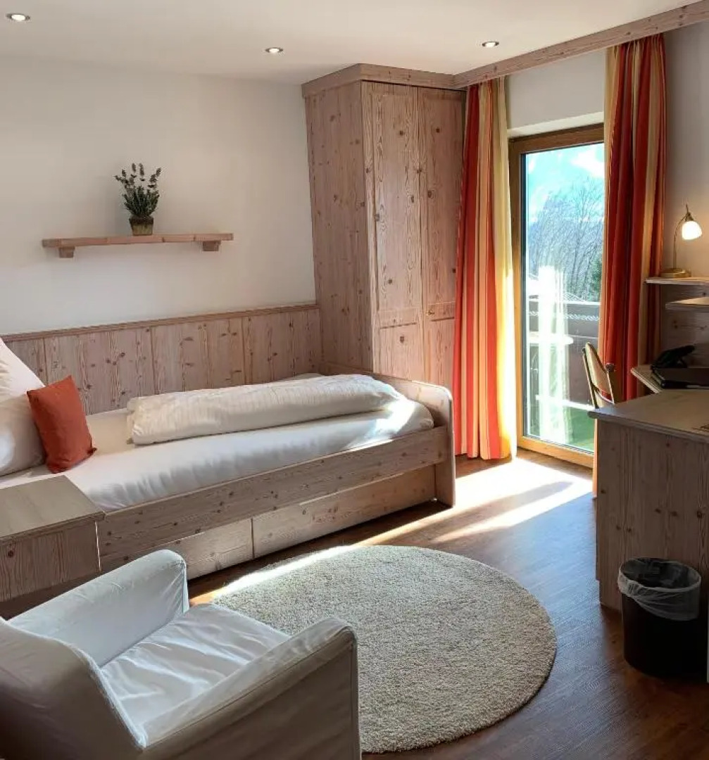 Hotel Restaurant Cafe Neu Meran