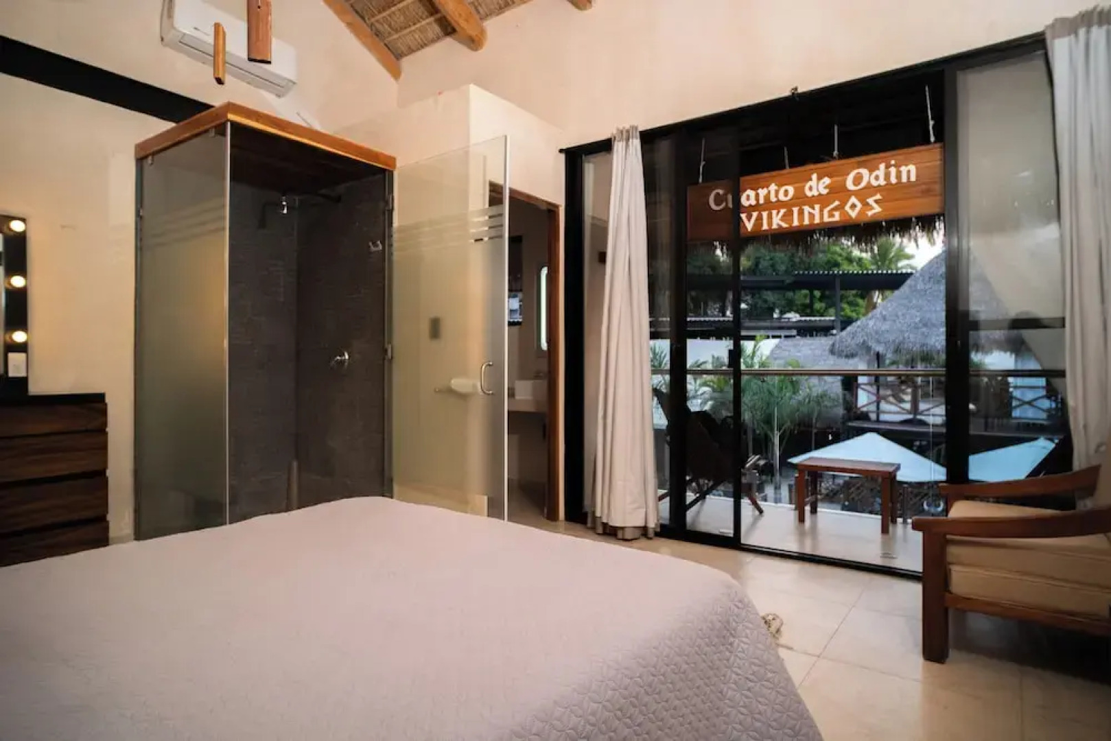 Playa Vikingos Tequesquitengo