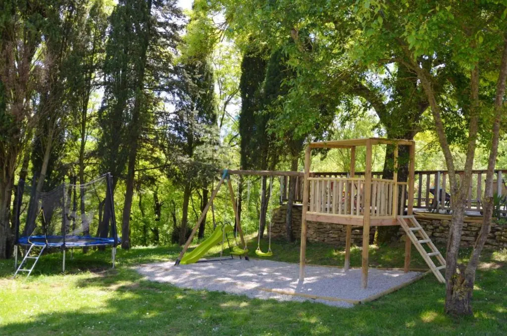 Villa With 5 Bedrooms in Laurac, With Wonderful Mountain View, Pool Ac