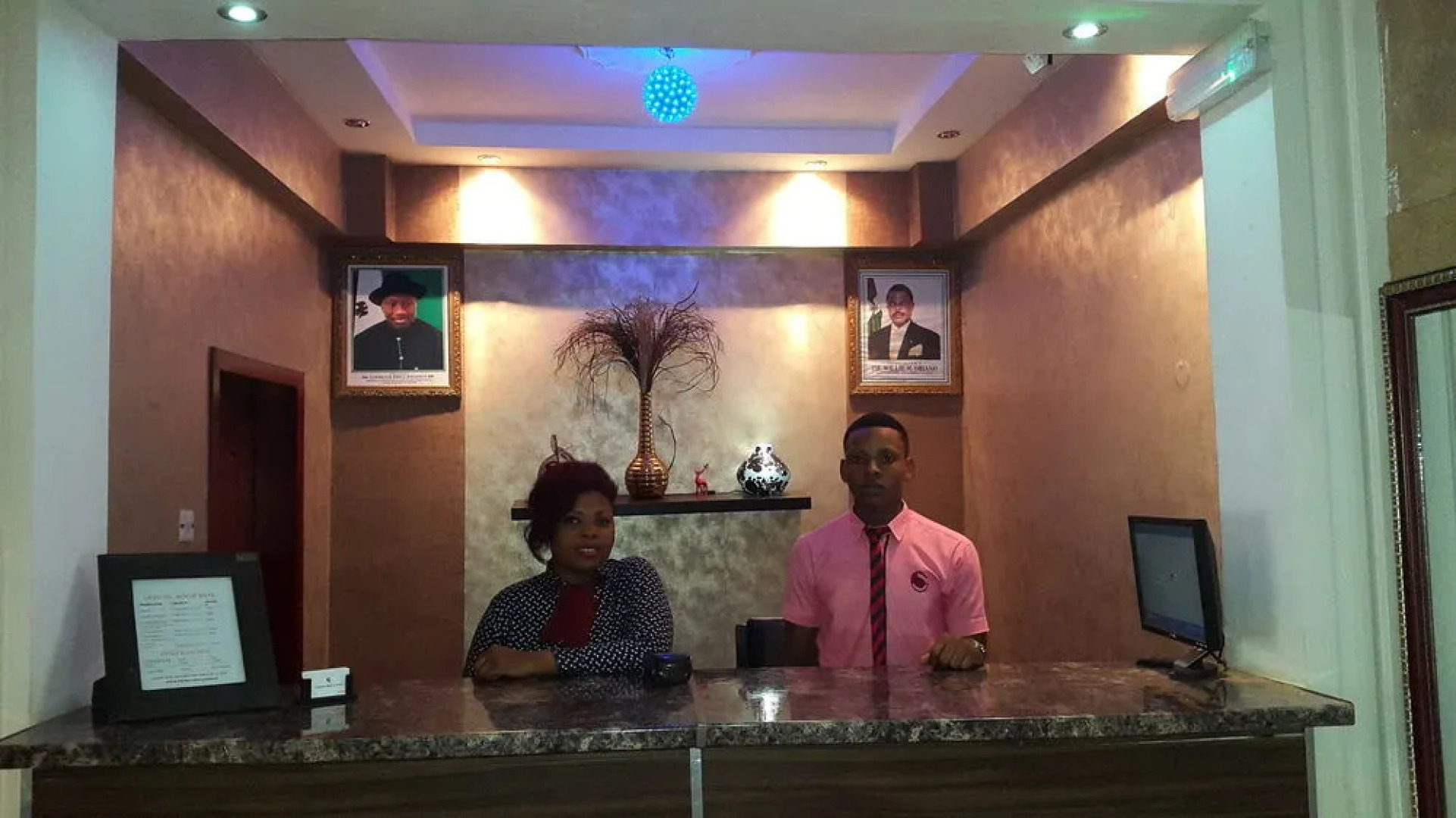 Golphins Suites and Hotels