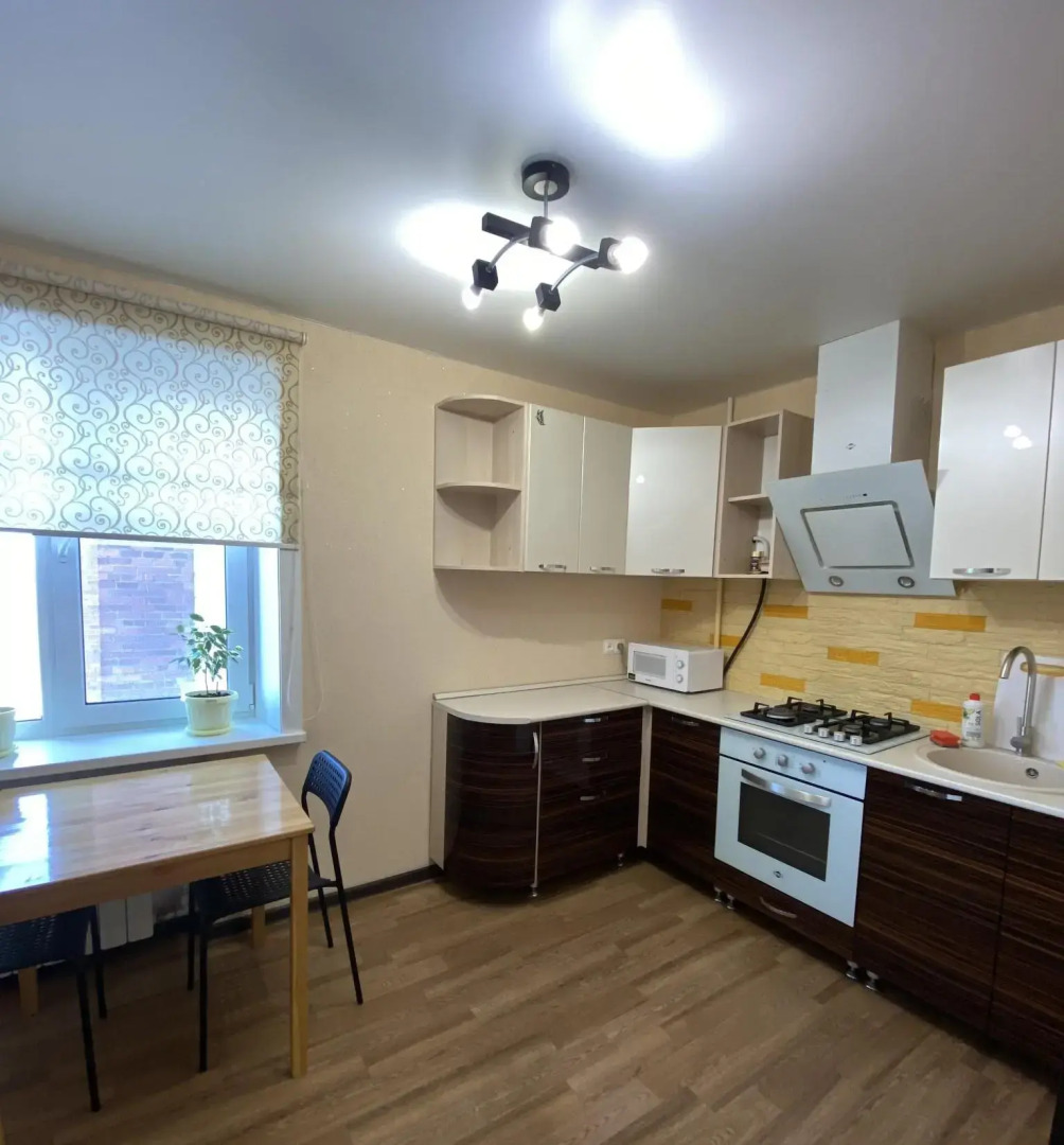 Желтый Нарцисс на улице Лесная