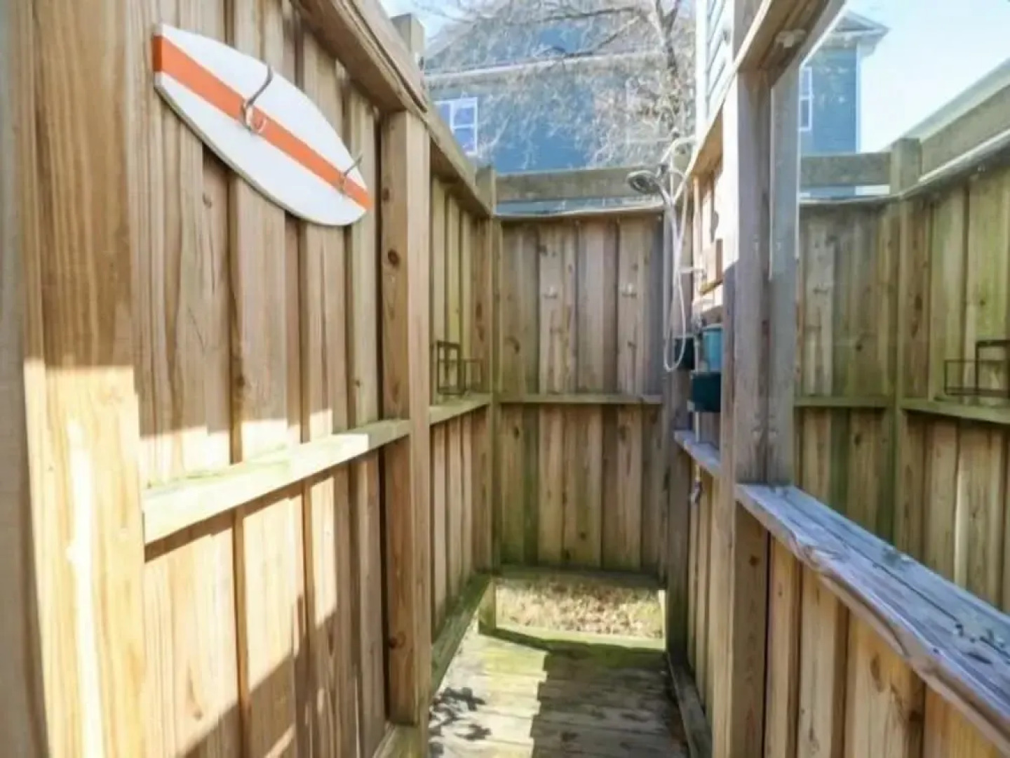 Sandy Bottoms - Relax, Unwind, And Enjoy All The Beach Has To Offer 3 Bedroom Home by Redawning