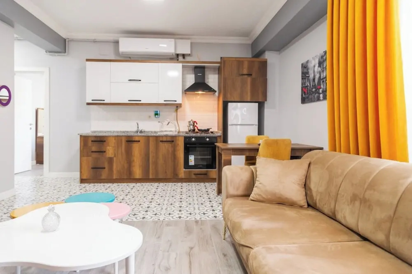 Mimoza Business Apart