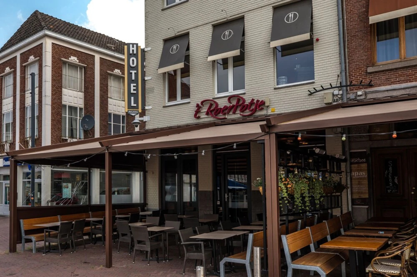 Hotel Roermond Next Door