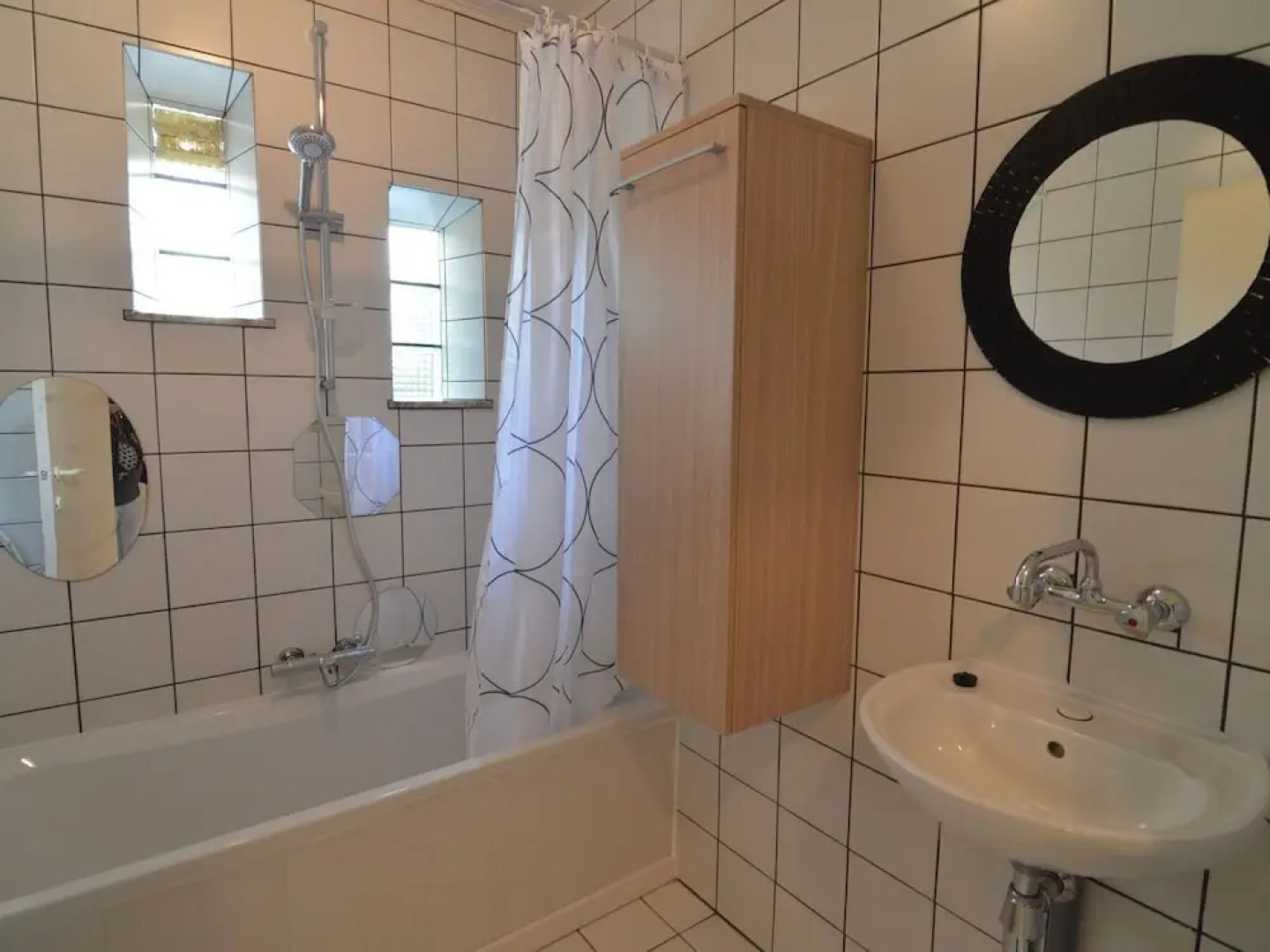 Modern Holiday Home in Beringen with Garden