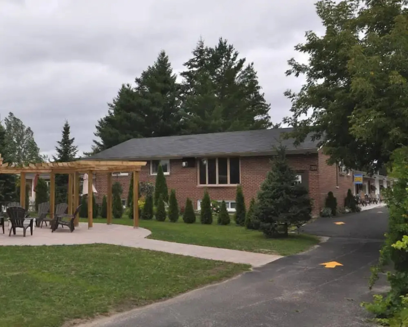 Oasis by the Bay Vacation Suites