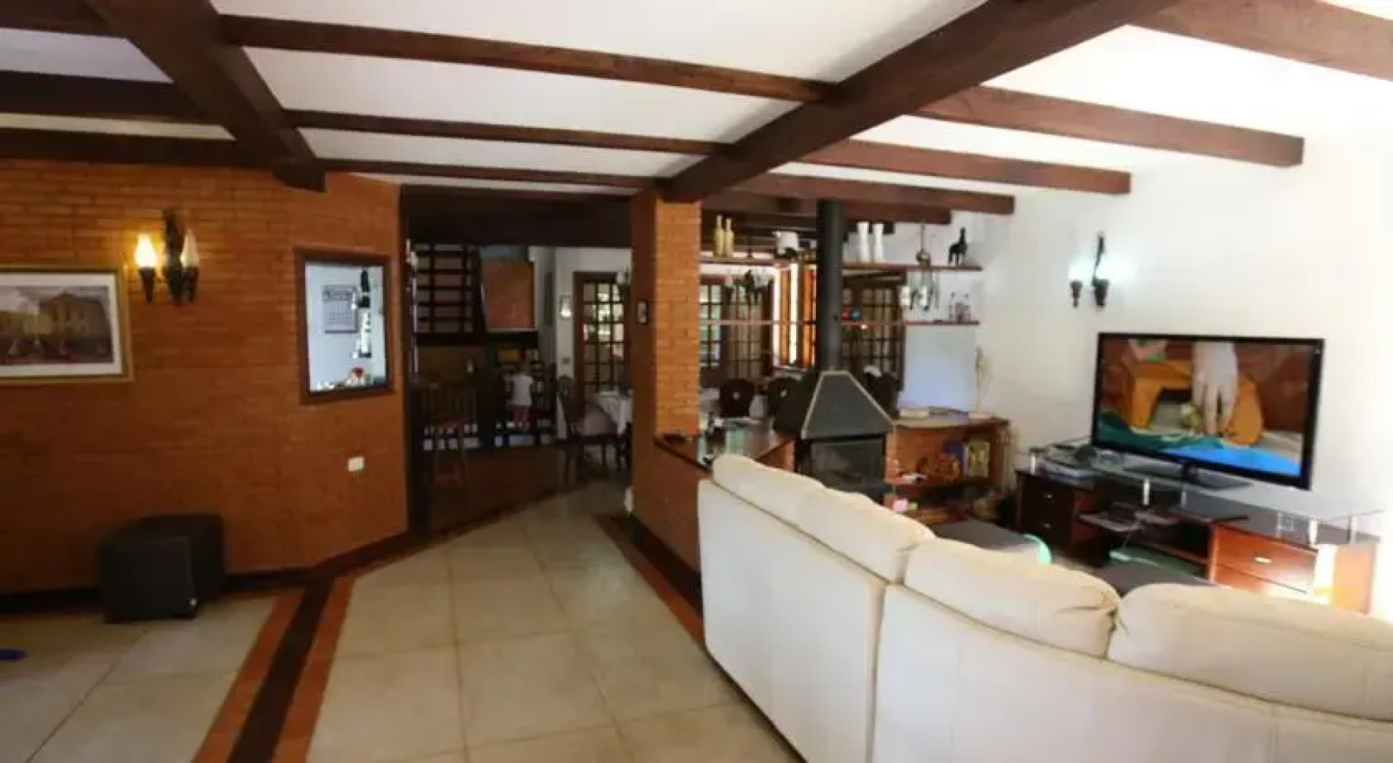 Linda Casa nas montanhas