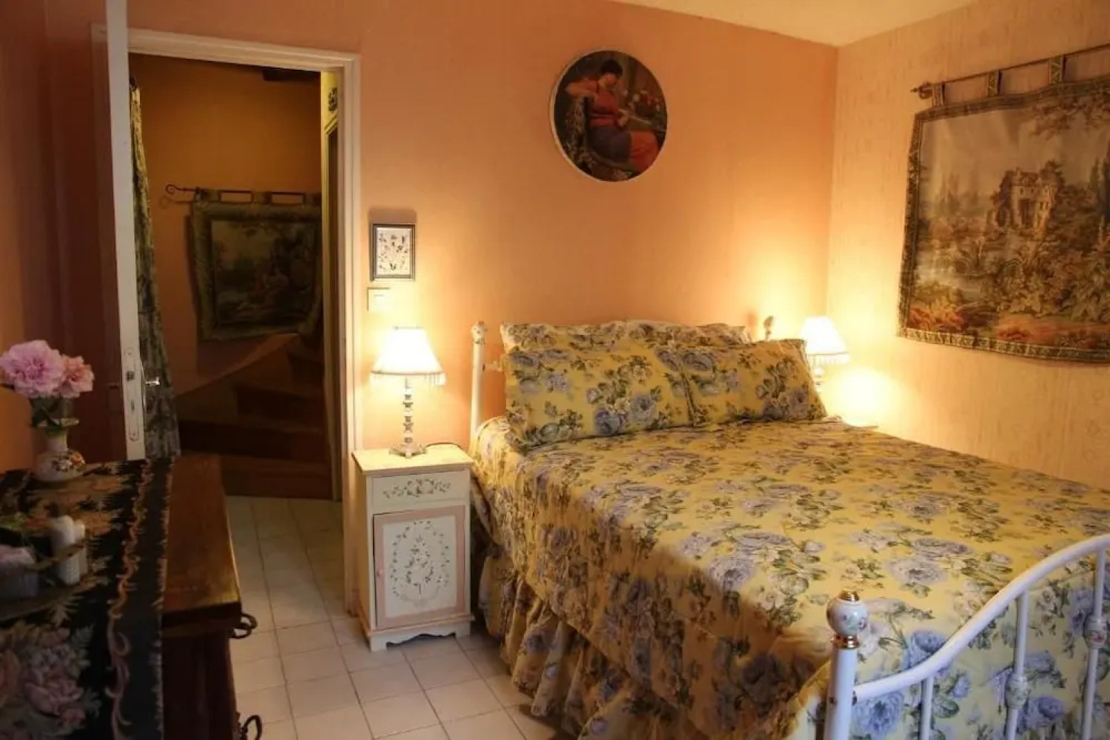 The Gardener's Cottage-Chateau Le Mur