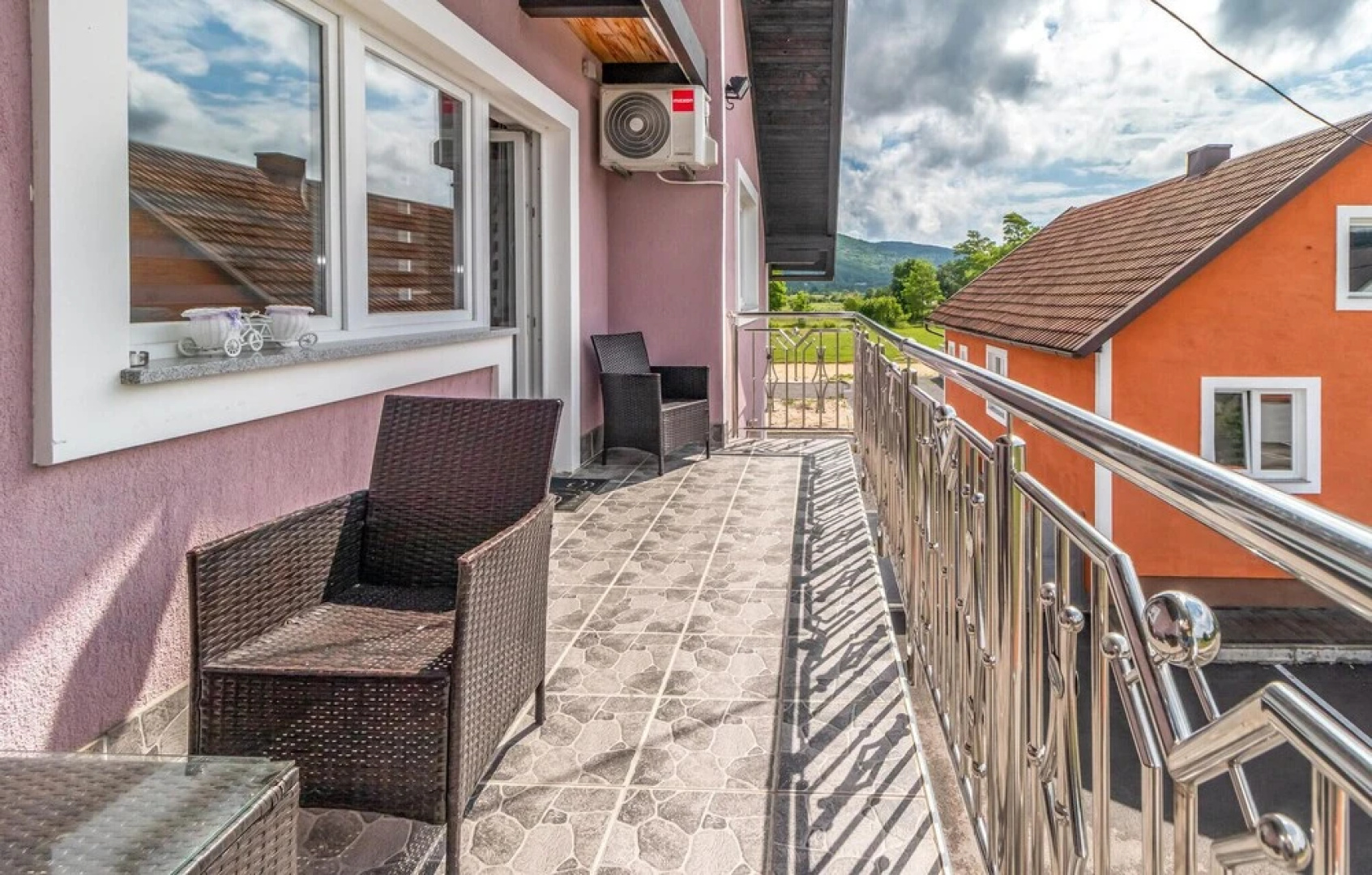 Beautiful Apartment in Otocac With Wifi and 2 Bedrooms