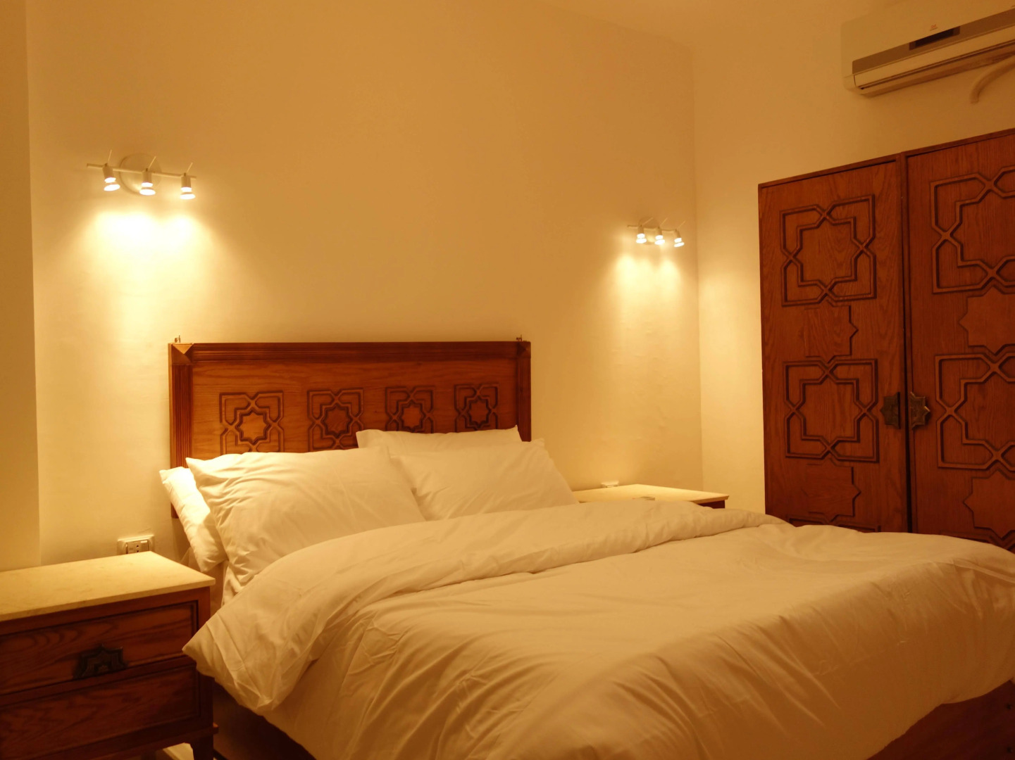 Blue Vision Hotel & Diving College