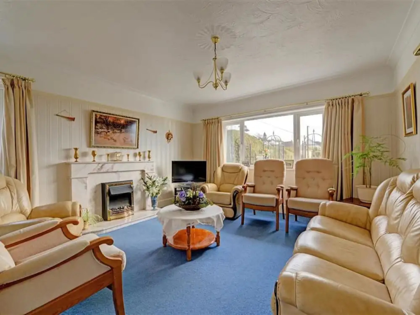 Spacious Well-presented Property Situated in the Coastal Village of Amroth