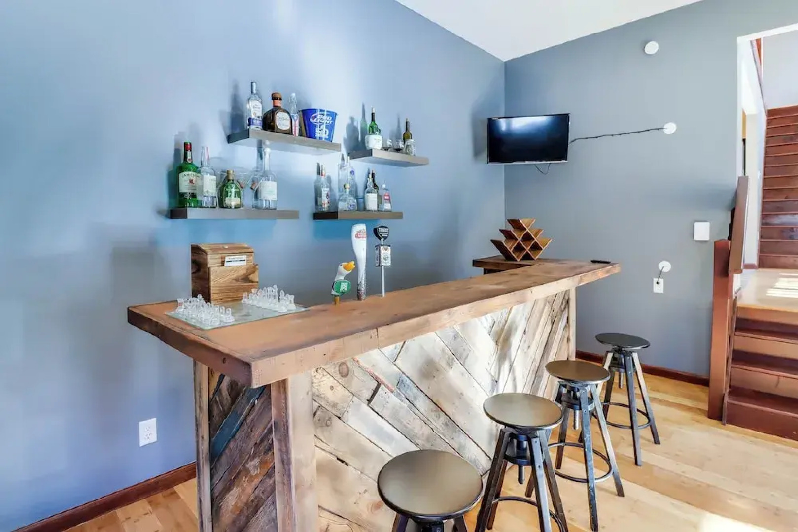 Lake Access & Private Hot Tub at Poconos Home!