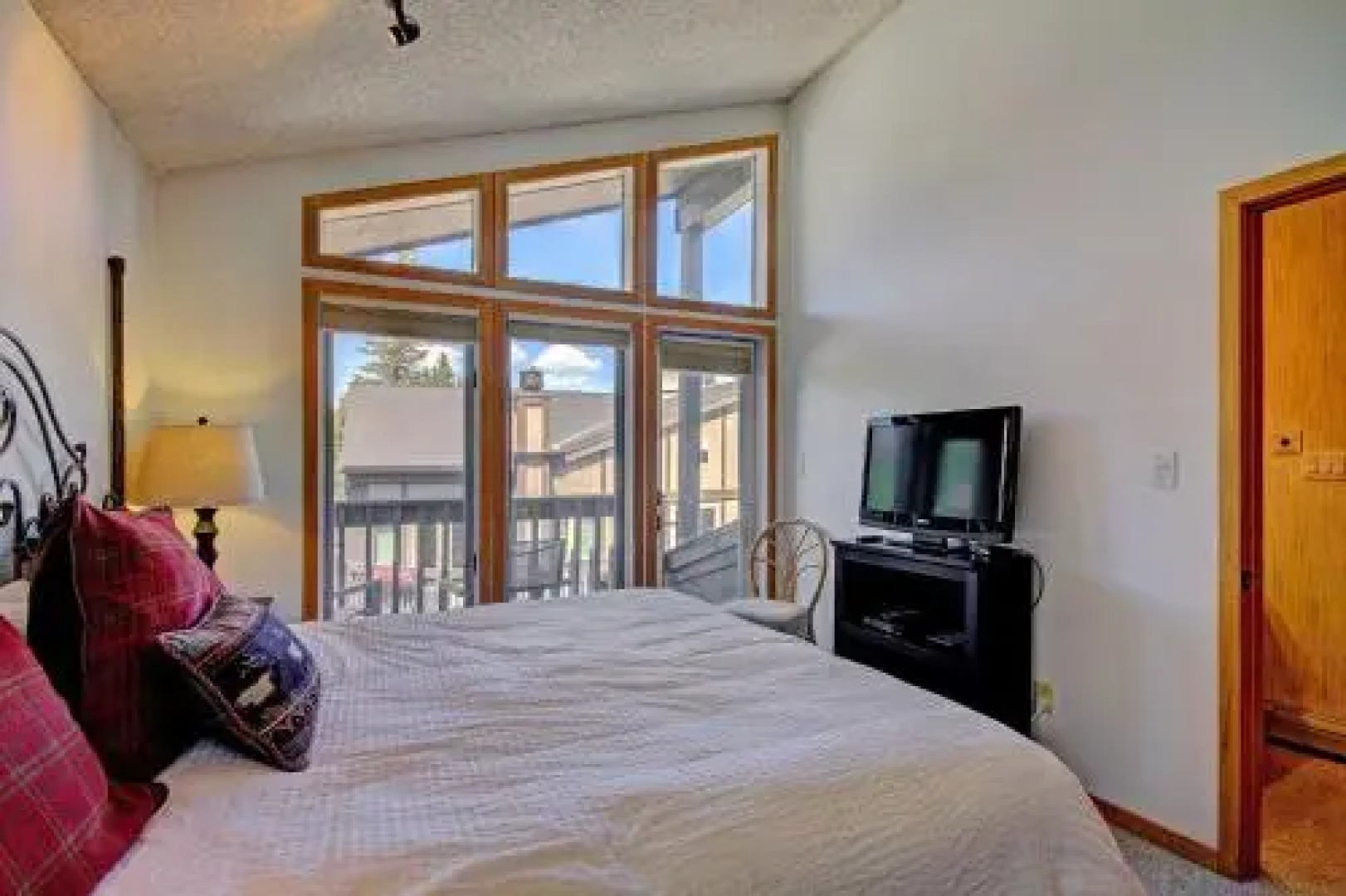 Cc301 Cross Creek By Redawning